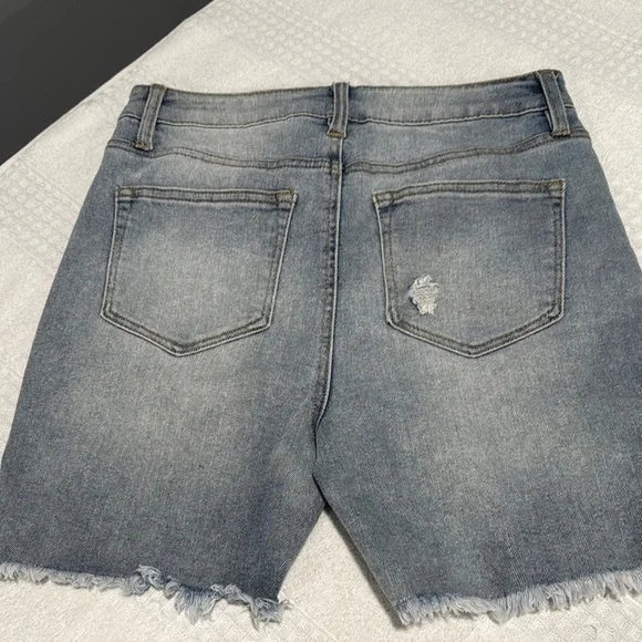 Fashion Nova Distressed Jean Shorts - Picture 2 of 6